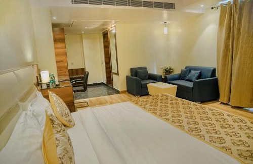 Allahabad Hotel | Hotel Hira Inn-10mins From Railway Station & Bus Station