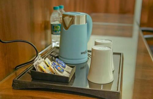 Allahabad Hotel | Hotel Hira Inn-10mins From Railway Station & Bus Station