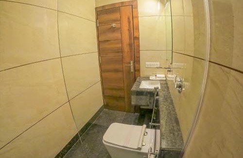 Allahabad Hotel | Hotel Hira Inn-10mins From Railway Station & Bus Station