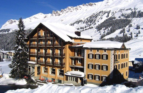 Parpan Hotel | Hotel ∙ Hotel Alpina - INCL. LIFT PASS Double room/addl. bed, bath/wc (Deluxe), HB