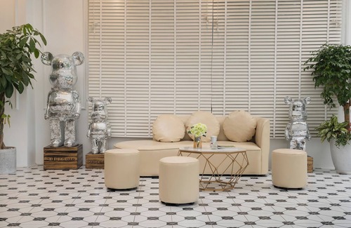Soc Son Hotel | Hotel In Hanoi With Guest Services, Smoking, Tv