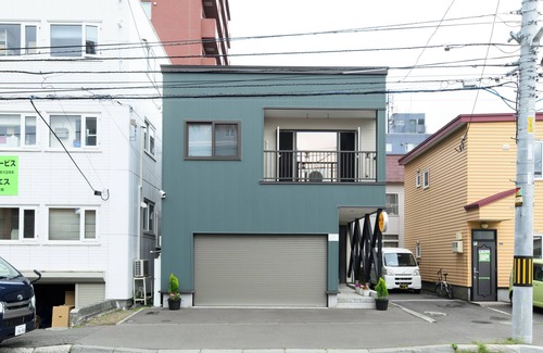 Kita Ward House | Hotel in the center of Sapporo, completely private house/free parking/3 min. walk from Subway 24jo Station