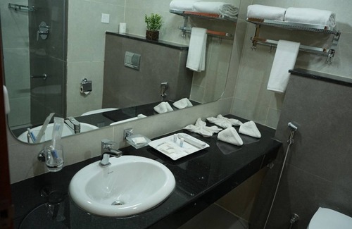 Theni Hotel | HOTEL KRITHICK GRAND