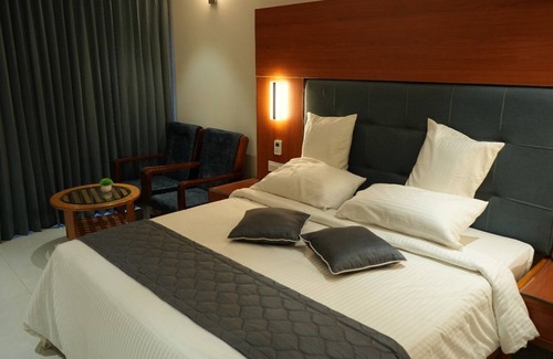 Theni Hotel | HOTEL KRITHICK GRAND