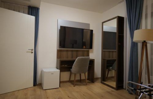 Mejë Hotel | Hotel Kulla e Sahatit
