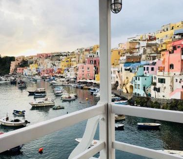 Procida Hotel | Hotel La Corricella