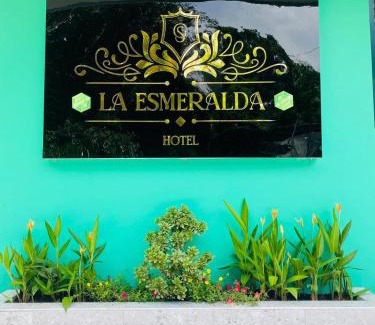Puerto Triunfo Hotel | Hotel La Esmeralda Doradal
