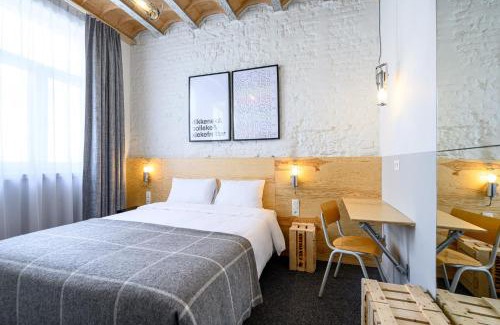 Stalingrad Hotel | Hotel La Grande Cloche