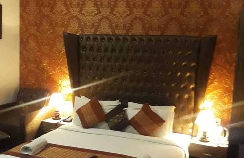 Patel Nagar Hotel | Hotel Lalsons Continental