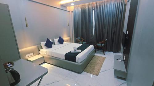 Karad Hotel | Hotel Laxmi Elite Karad