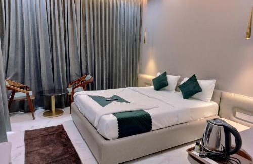 Karad Hotel | Hotel Laxmi Elite Karad