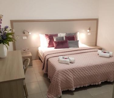 Toscolano Maderno Hotel | HOTEL LORENA