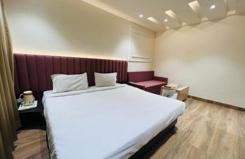Bhopal House | Hotel M R Homes