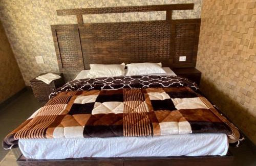 Sitapur Hotel | Hotel Maangal Vedic