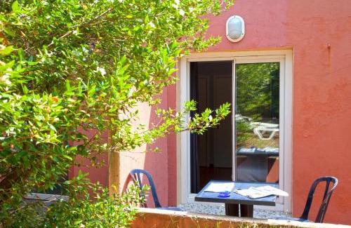 Pietracorbara Hotel | Hotel Macchia e Mare