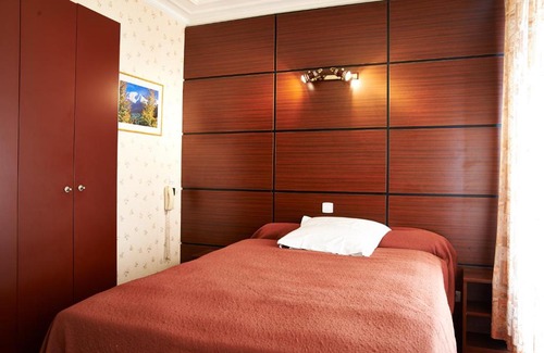 Neuilly-sur-Seine Hotel | Hotel Maillot
