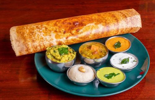 Vellore Hotel | Hotel Maitreya Inn near CMC Hospital, VIT, Sripuram Temple,Naruvi Hospital
