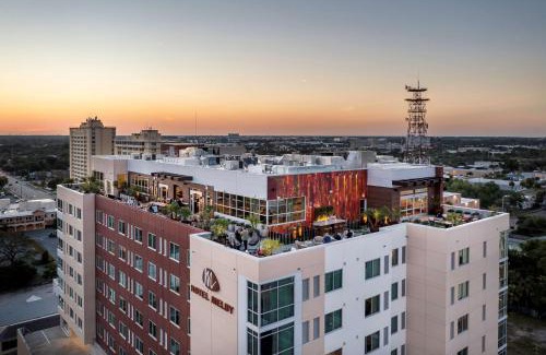 Historic Downtown Melbourne Hotel | Hotel Melby Downtown Melbourne Tapestry Collection By Hilton