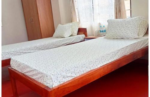 Shillong Hotel | Hotel Miravin Bed and Breakfast Shillong Near Jackson Trace Road - Crinoline Falls - Free Parking and Free Wi-Fi Facilities - Best Hotel In Shilong