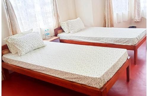 Shillong Hotel | Hotel Miravin Bed and Breakfast Shillong Near Jackson Trace Road - Crinoline Falls - Free Parking and Free Wi-Fi Facilities - Best Hotel In Shilong