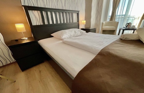 Ruzinov Hotel | Hotel Modena