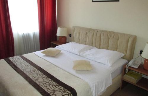 Vozdovac Hotel | Hotel N