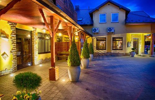Bochnia Hotel | Hotel nad Rabą - Bochnia