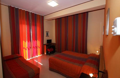 Alba Adriatica Hotel | Hotel Naxos B&B