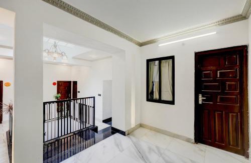 Udaipur Hotel | Hotel O LAKE N HILL VIEW