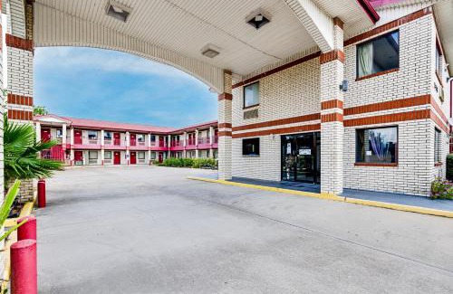 Channelview Hotel | Hotel O Luxury Inn Channelview Baytown I-10