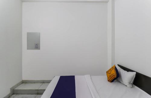 Lucknow Hotel | Hotel O Rajdhani Hotel