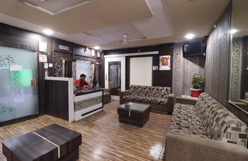 Dhule Hotel | Hotel O Shri Sai Niwara Lodge