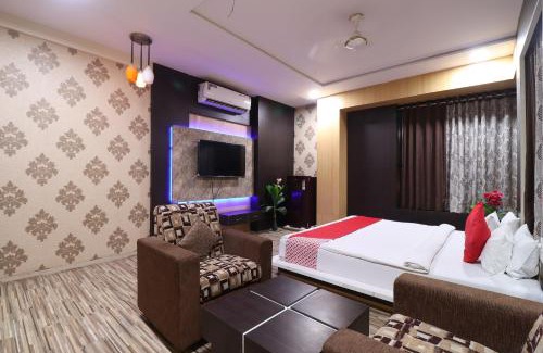 Dhule Hotel | Hotel O Shri Sai Niwara Lodge