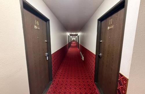 Culbertson Hotel | Hotel O The Kings Inn Culberston MT HWY 2