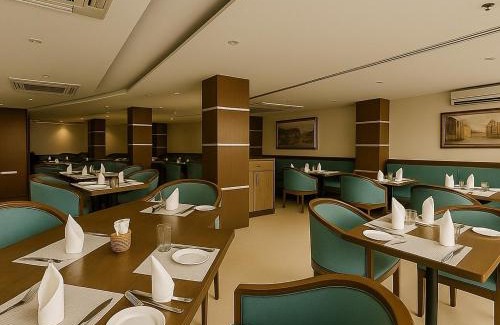 Kolkata Hotel | Hotel O2 Oxygen