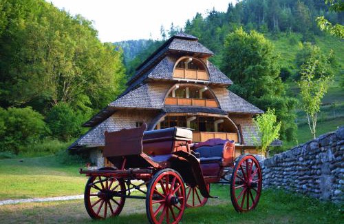 Kaludra House | Hotel Oka i Po