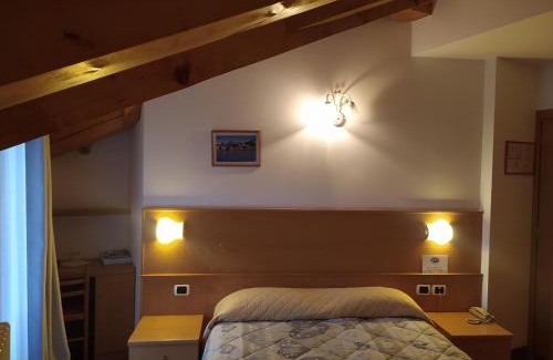 Carisolo Hotel | Hotel Orso Grigio