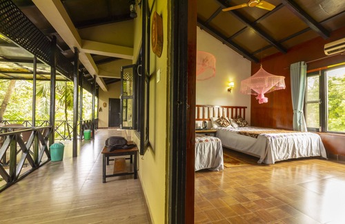 Sauraha Hotel | Hotel Parkside & Swimming Pool-Between Greenery and Azure ,Your Perfect Retreat