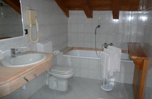Gimillan Hotel | Hotel Petit Giles