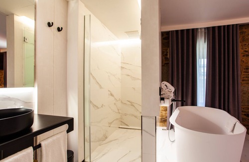 Santiago de Compostela Historic Centre Hotel | Hotel Plaza Obradoiro by Bossh! Hotels