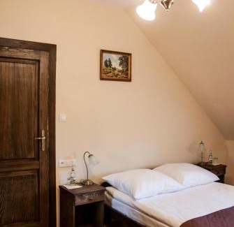 Krzywaczka Hotel | Hotel Pod Kogutkiem