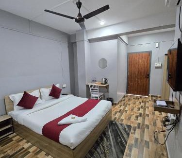 Sualkuchi Hotel | Hotel Pohor Regency Near Kamakhya Gate Foot Bridge