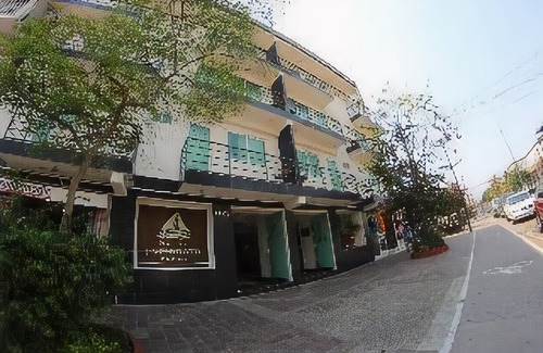 Colonia 5 de Diciembre Hotel | Hotel Portonovo Plaza Malecon
