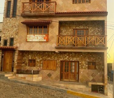 Sao Thome das Letras Apartment | Hotel-Pousada Quartzo Rosa