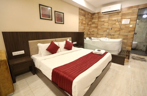 Surat Hotel | Hotel Privya Rooms and banquet Surat