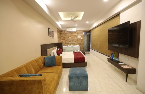 Surat Hotel | Hotel Privya Rooms and banquet Surat