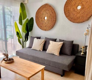 Fuengirola City Centre Hotel | Hotel Pyr private studio