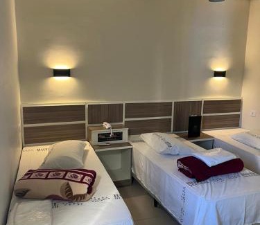 Se Hotel | Hotel Quintino - Metrô Sé -localizado no coração de São Paulo Próximo 10 minutos do Brás 5 minutos da 25 de Março e com estacionamento no local grátis