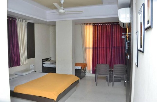 Veraval Hotel | Hotel Raghav Veraval, Gujrat