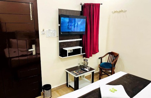 Haridwar House | HOTEL RAJ - Near Railway Station